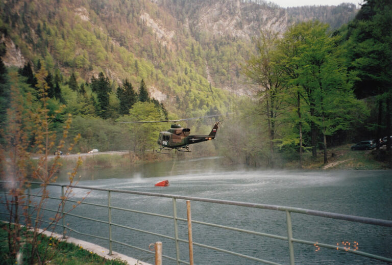 2003 - Požar podrasti in gozdnih površin v Soteski pri Obrnah