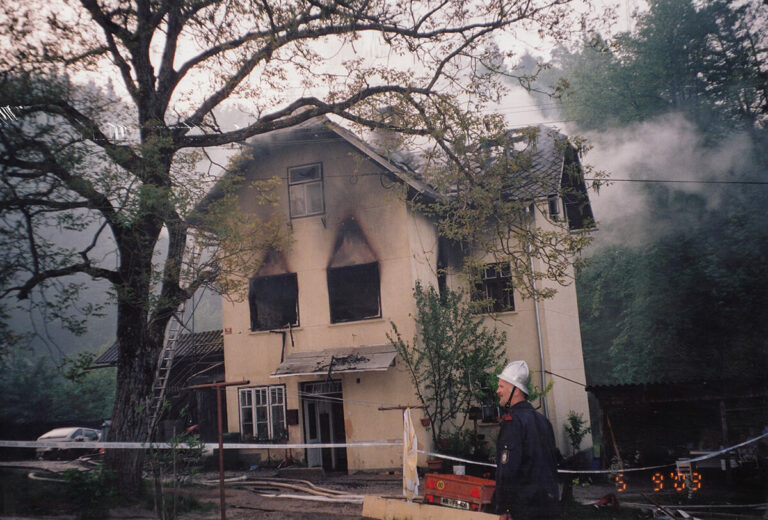 2003 - Požar stanovanjske hiše na Savski cesti 19